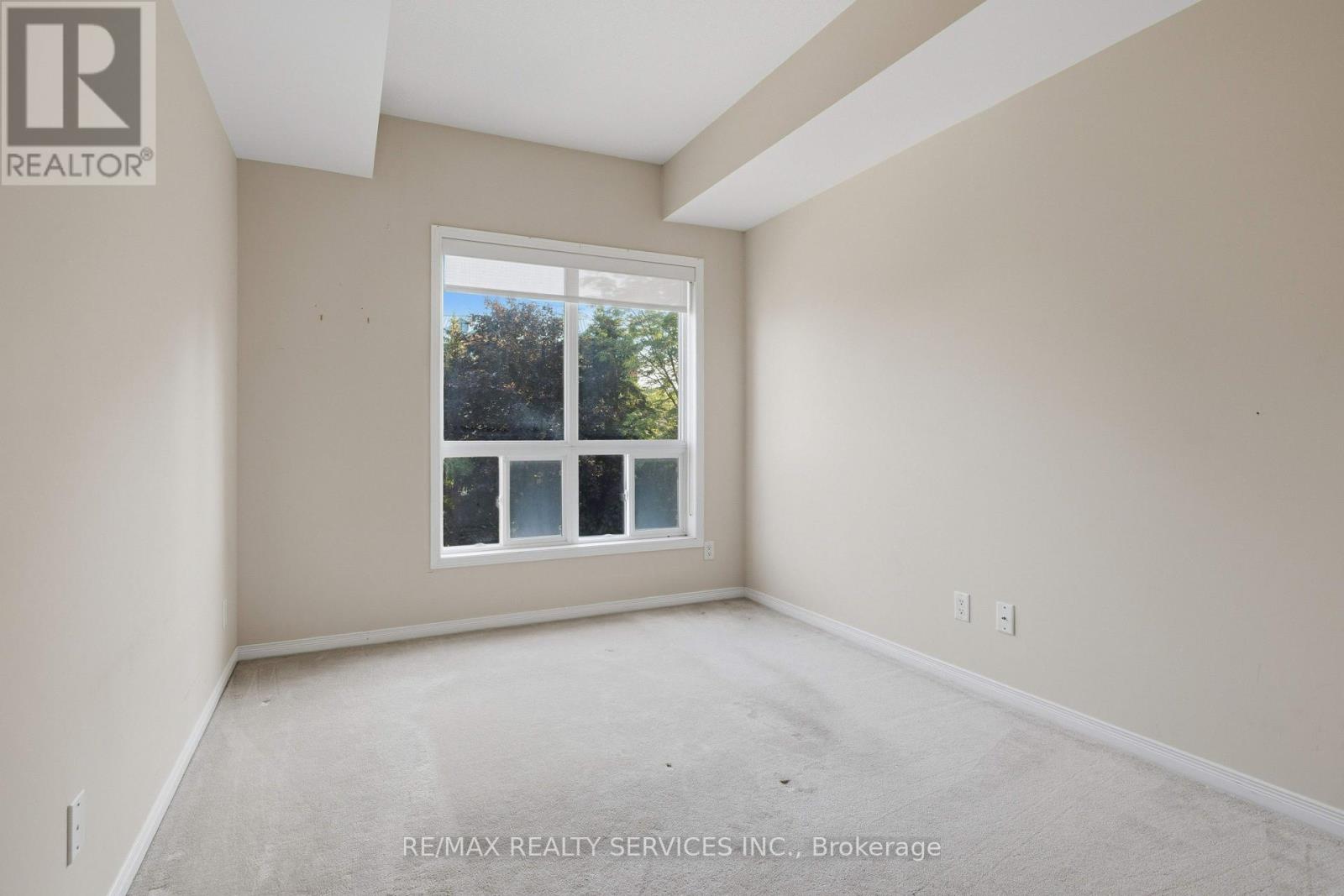 #212 350 WELLINGTON STREET - Image 19