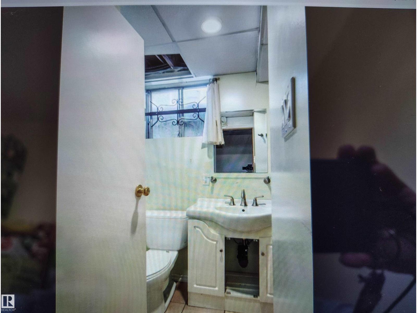 11730 125 ST NW - 12