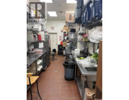 5 4614 Gordon Road, Regina, SK S4W0B7 Photo 6