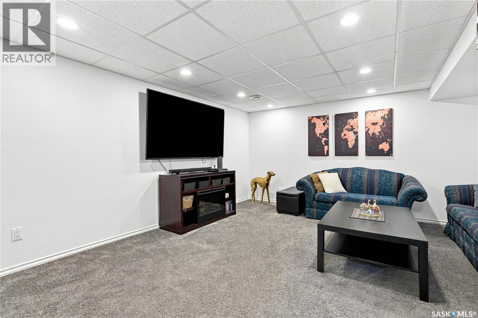 203 Michener CRESCENT - 19