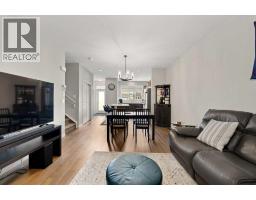 4pc Bathroom - 917 West Lakeview Drive, Chestermere, AB T1X2N3 Photo 9