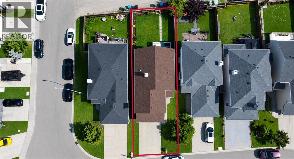 53 Martha's Place NE, Martindale, Calgary photo 3