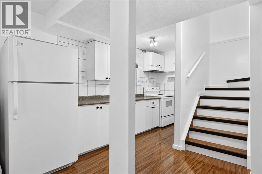 53 Martha's Place NE - 31