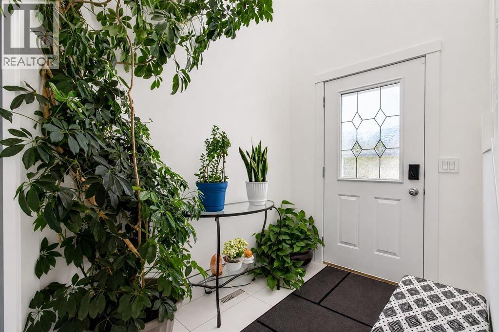 53 Martha's Place NE, Martindale, Calgary photo 4