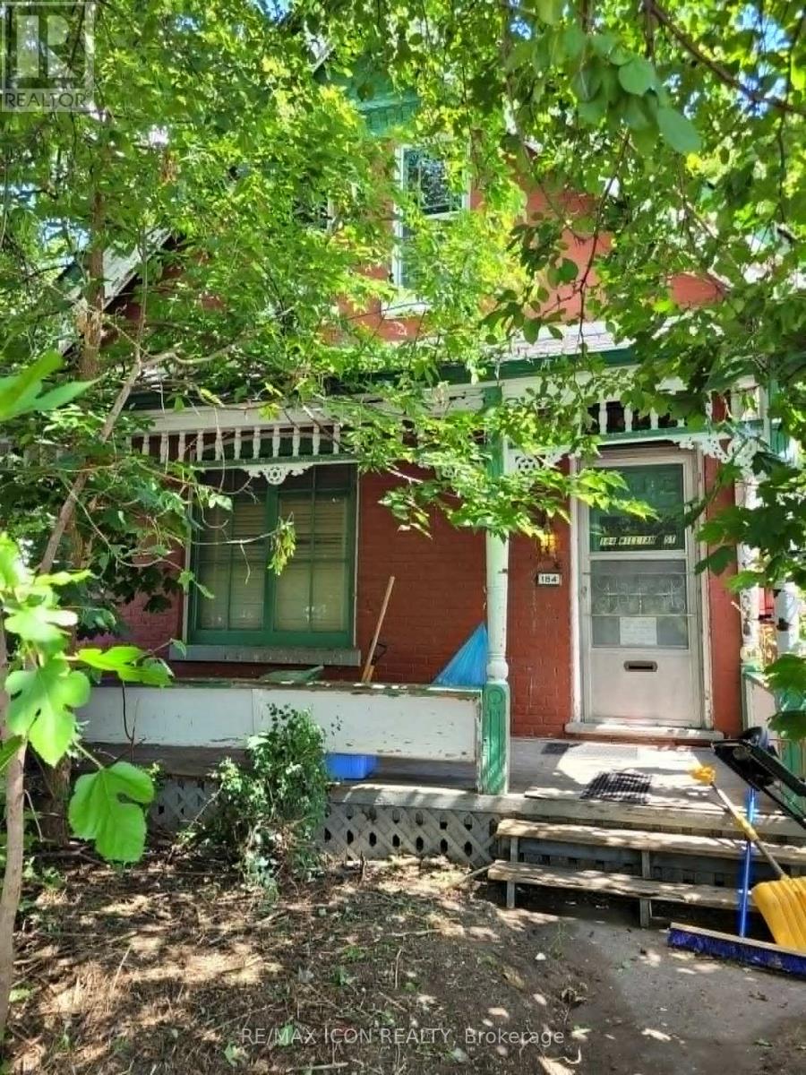 3 bedroom Single Family exterior, 184 William Street, London East (East K), Ontario