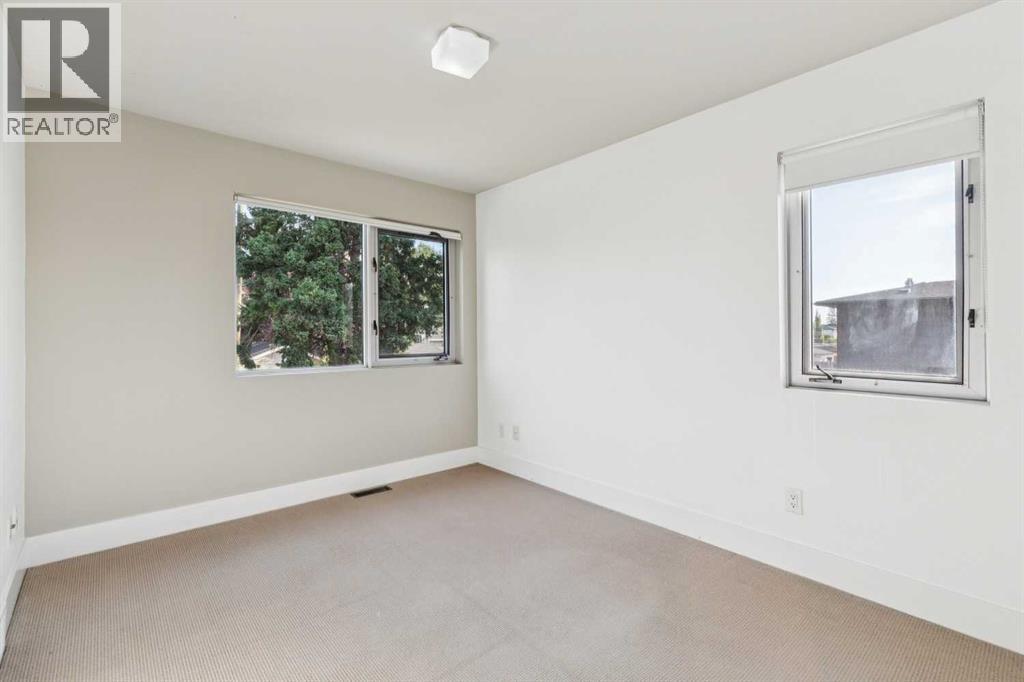 2218 32 Avenue SW - Image 30