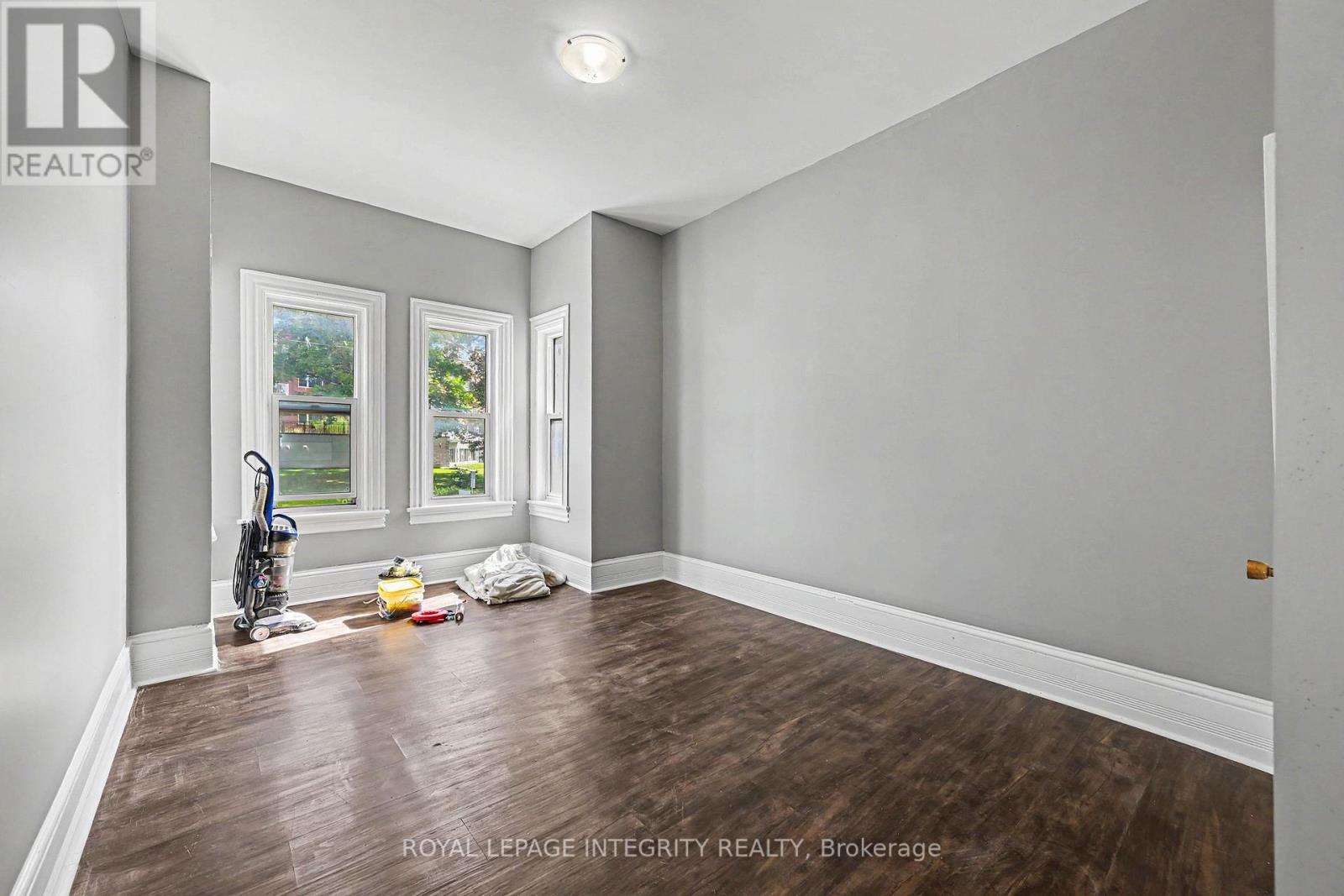 42 ELMSLEY STREET S - 18
