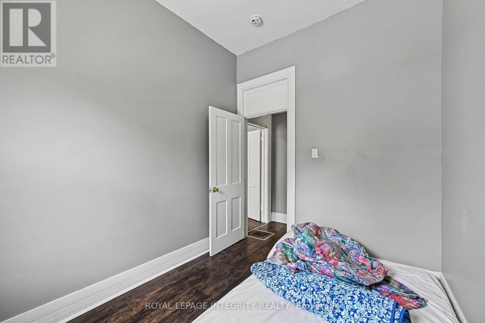 42 ELMSLEY STREET S - 23