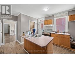 42 Elmsley Street S, Smiths Falls, ON K7A3P6 Photo 13