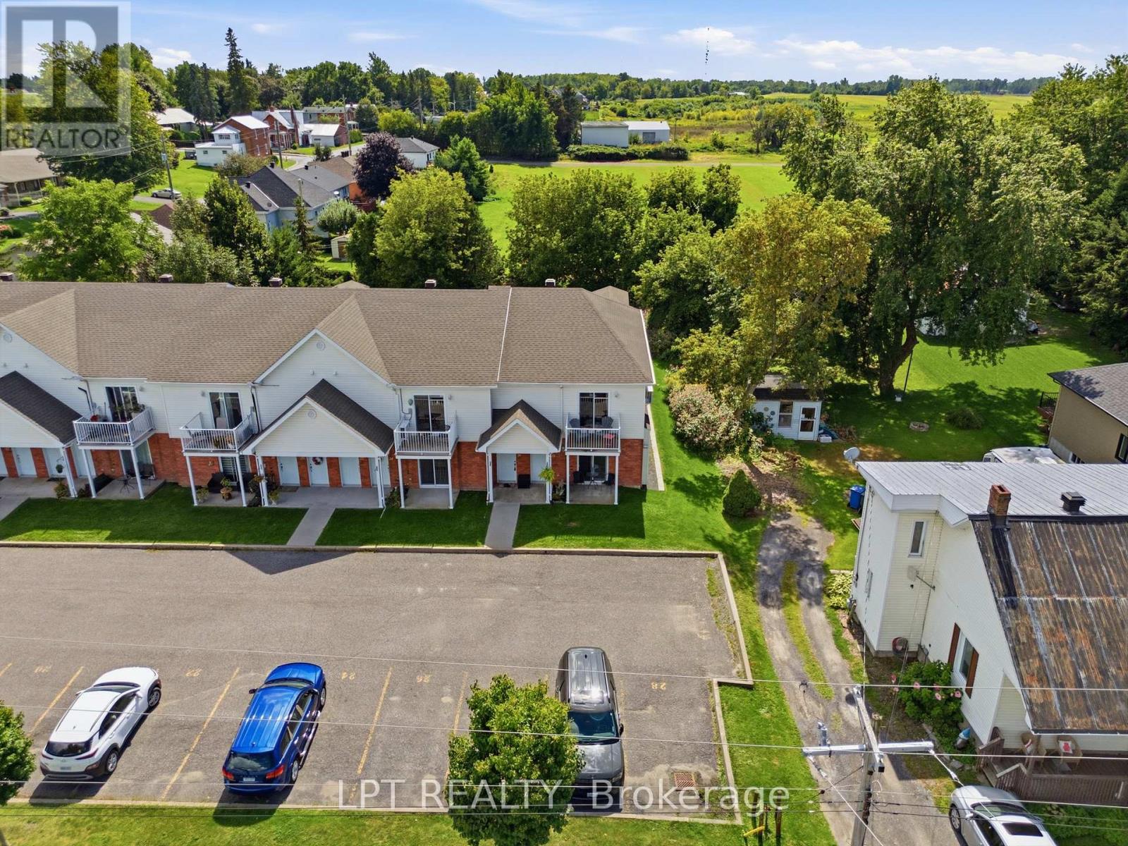 #26 26 PENDLETON STREET - Image 27