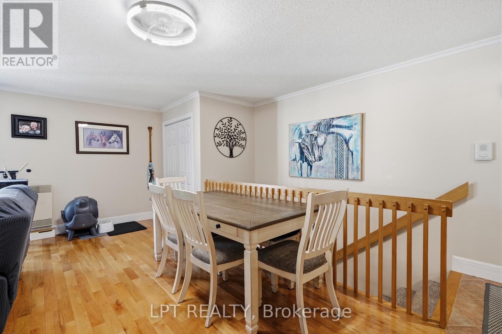 #26 26 PENDLETON STREET - Image 6