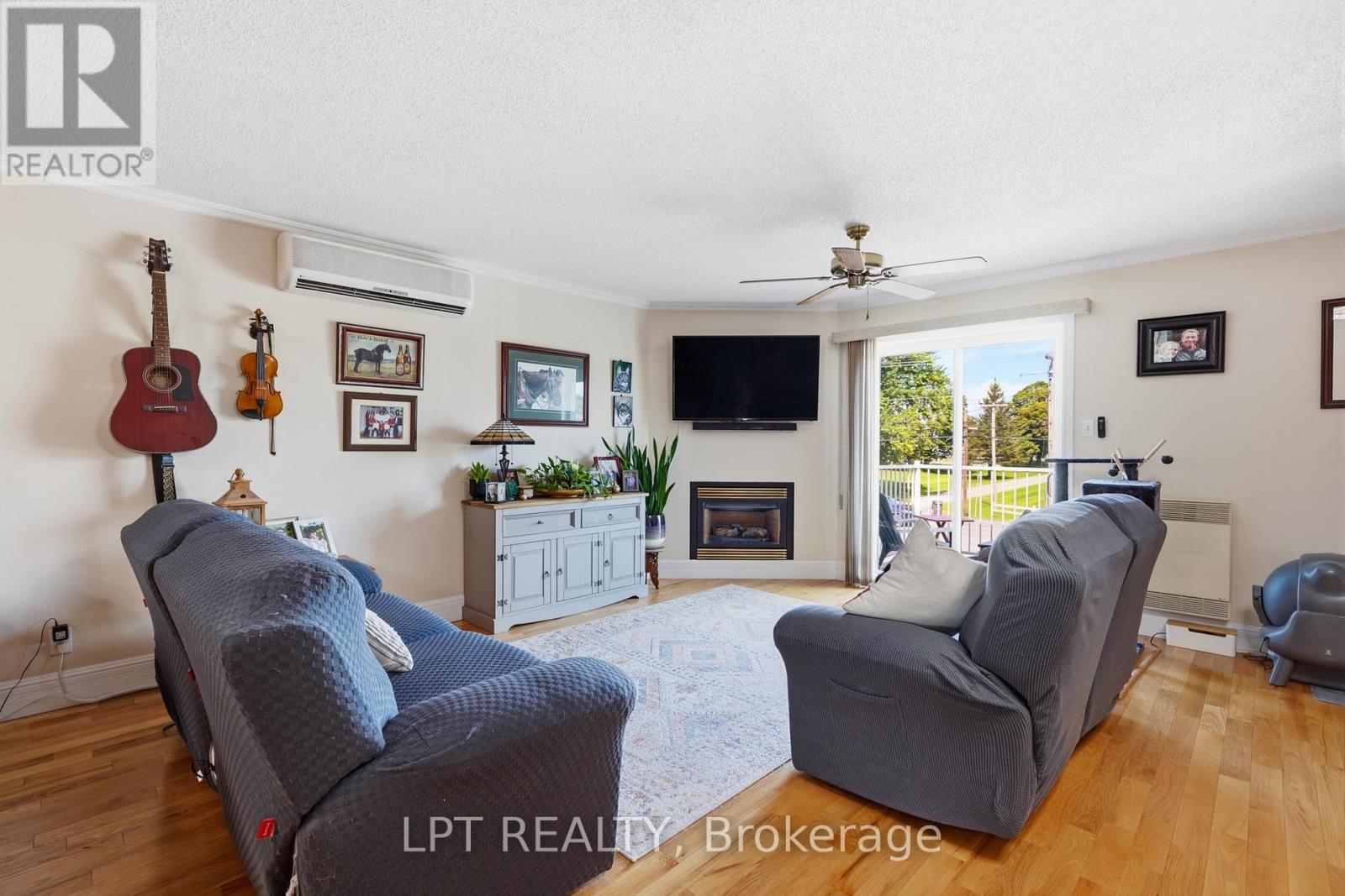 #26 26 PENDLETON STREET - Image 9