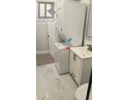 Upper 2 - 551a Kennedy Road, Toronto, ON M1K2B1 Photo 9