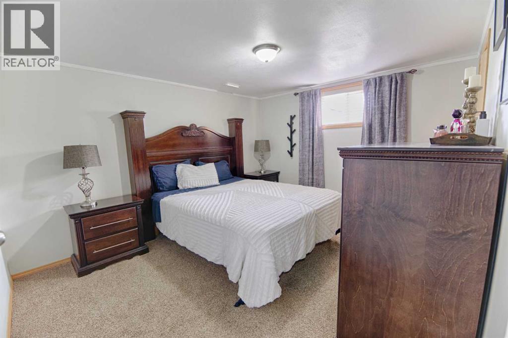 6014 52 Street - 20