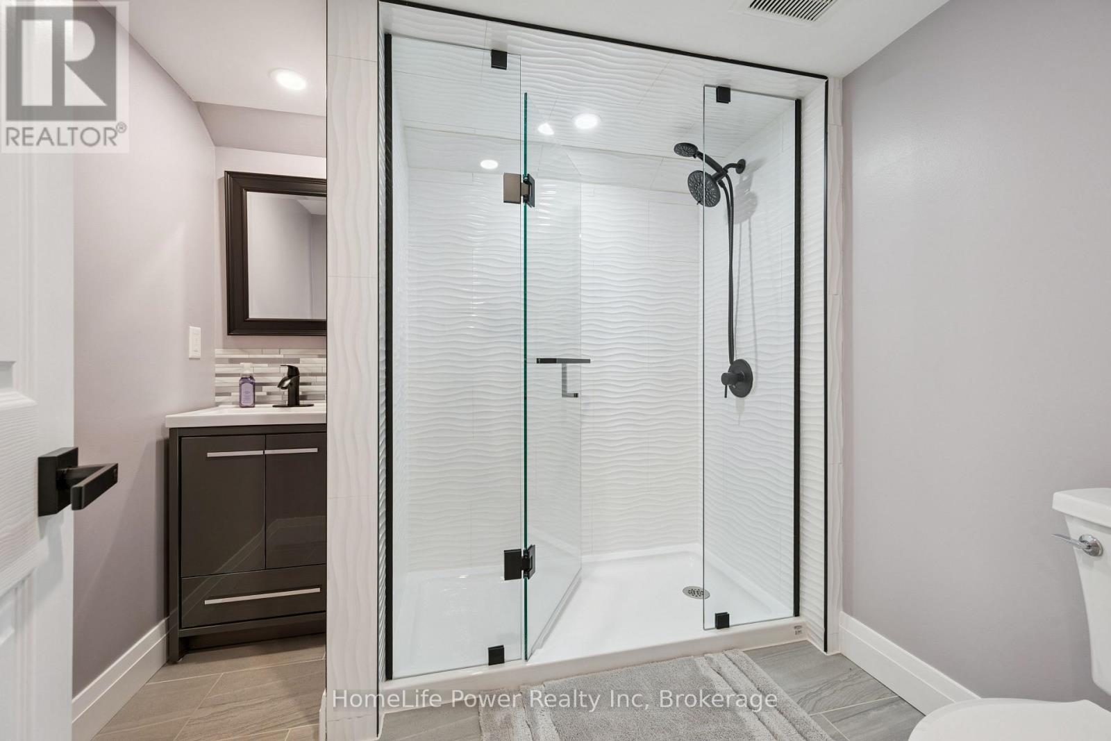 183 TOWNSEND DRIVE - Image 38