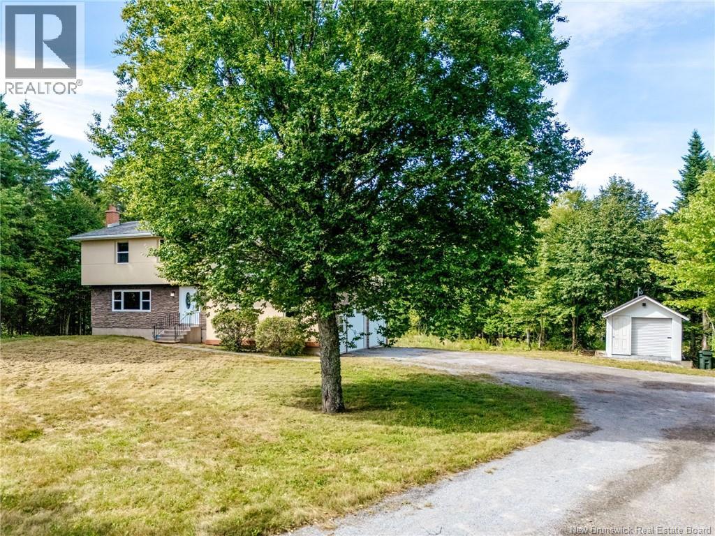 6 Charles - Image 36