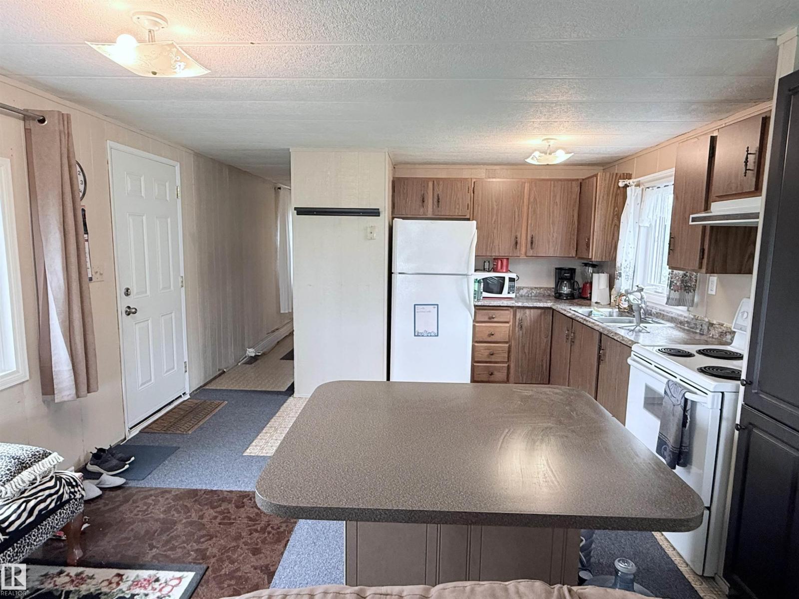 3040 CENTRAL DR - Image 11
