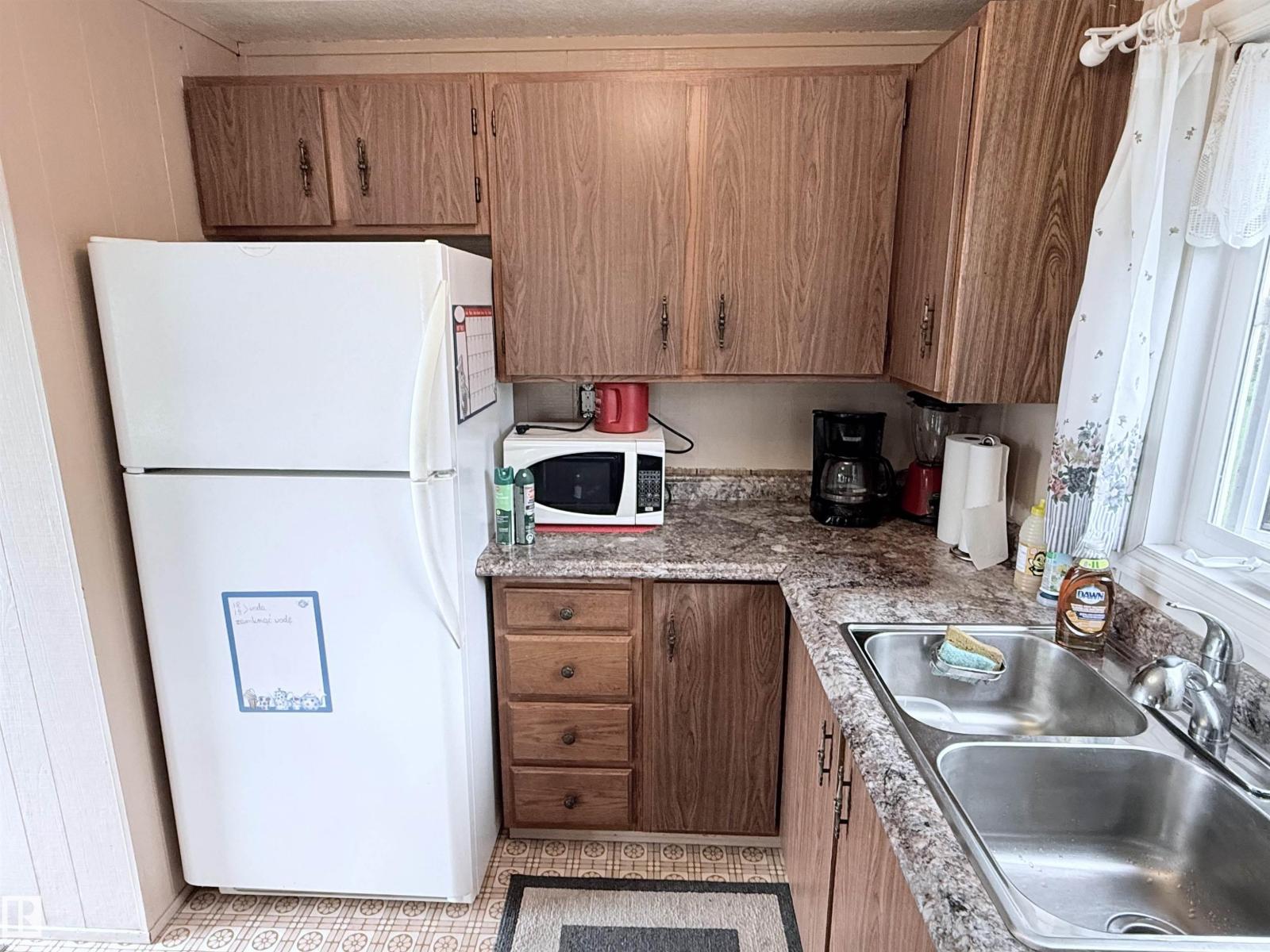 3040 CENTRAL DR - Image 16