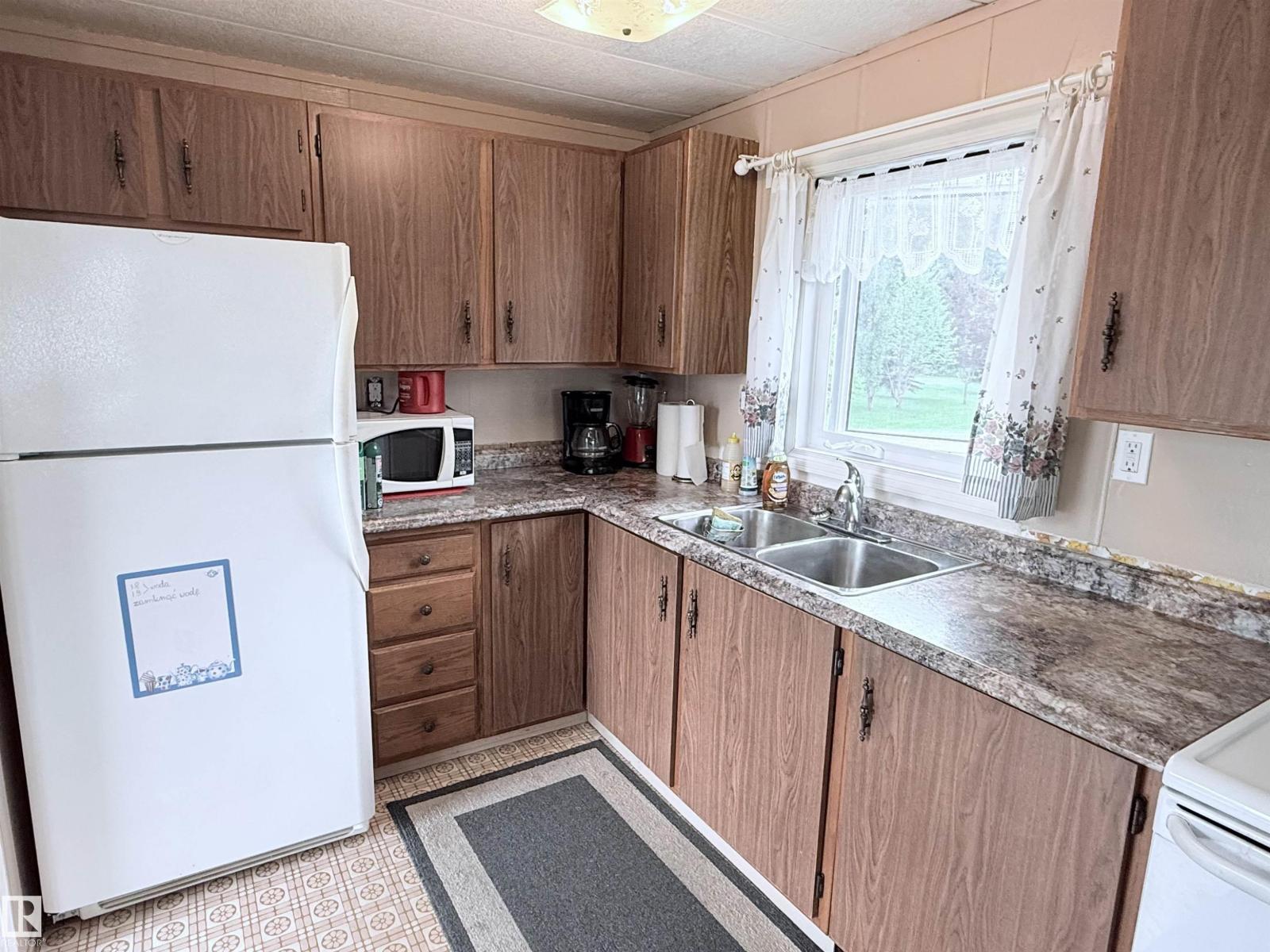 3040 CENTRAL DR - Image 17