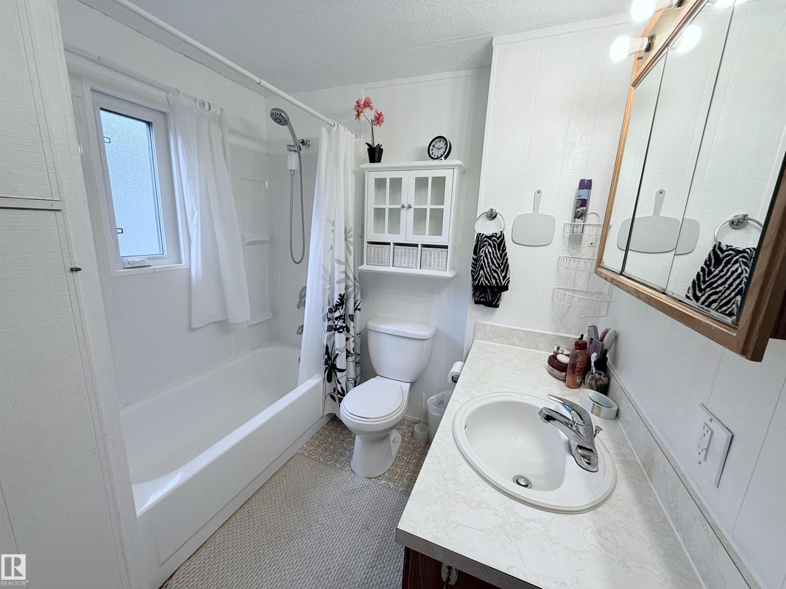 3040 CENTRAL DR - Image 22
