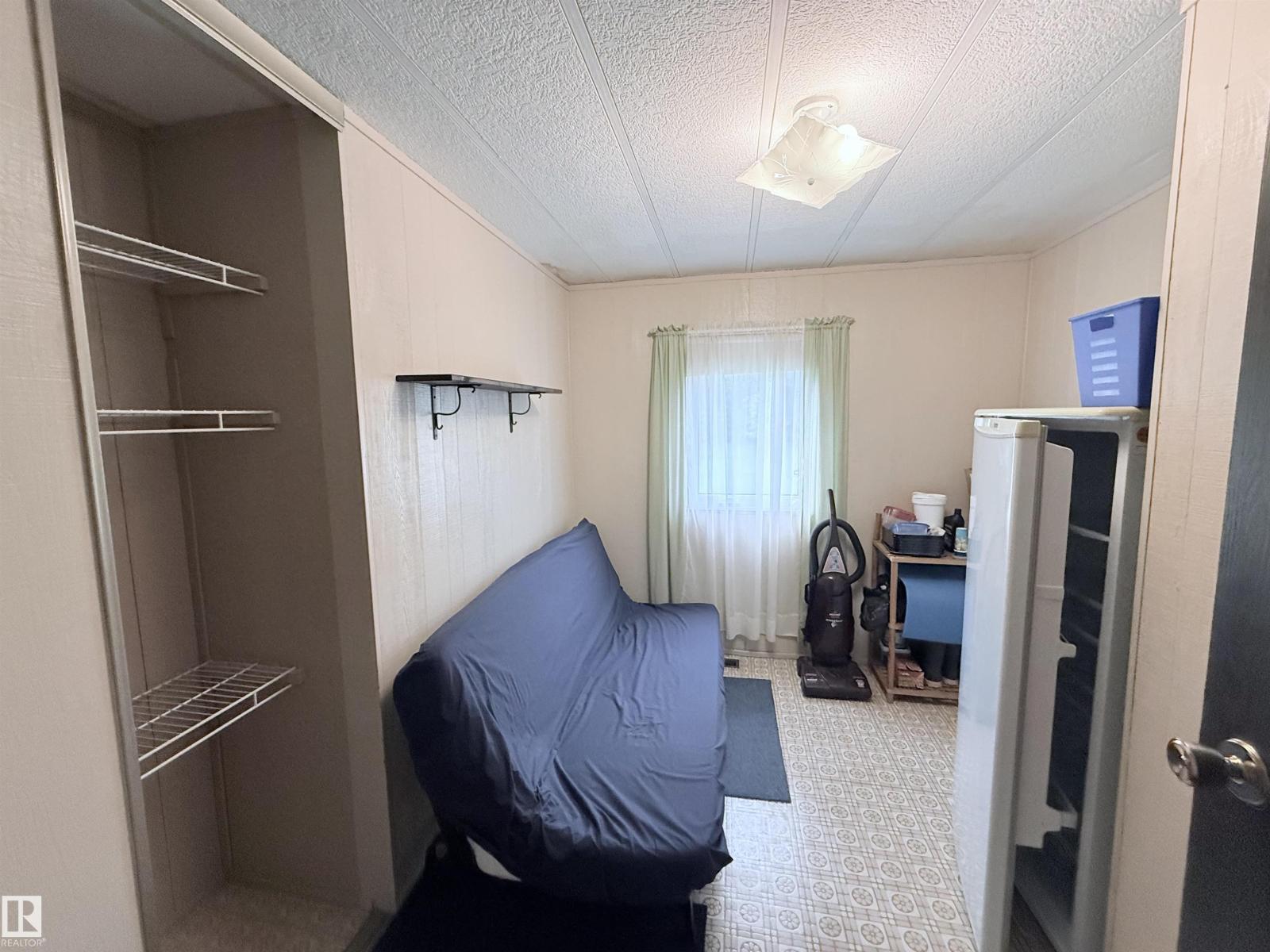 3040 CENTRAL DR - Image 26