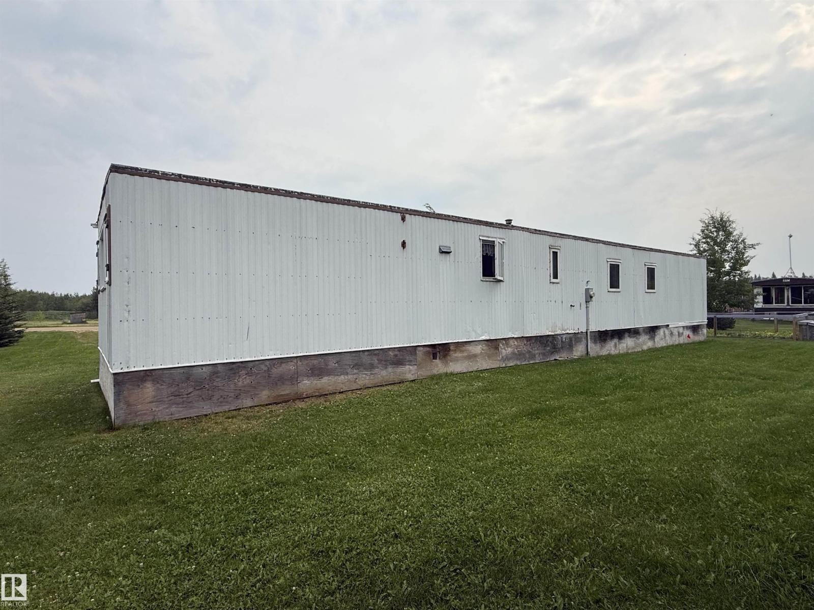 3040 CENTRAL DR - Image 41