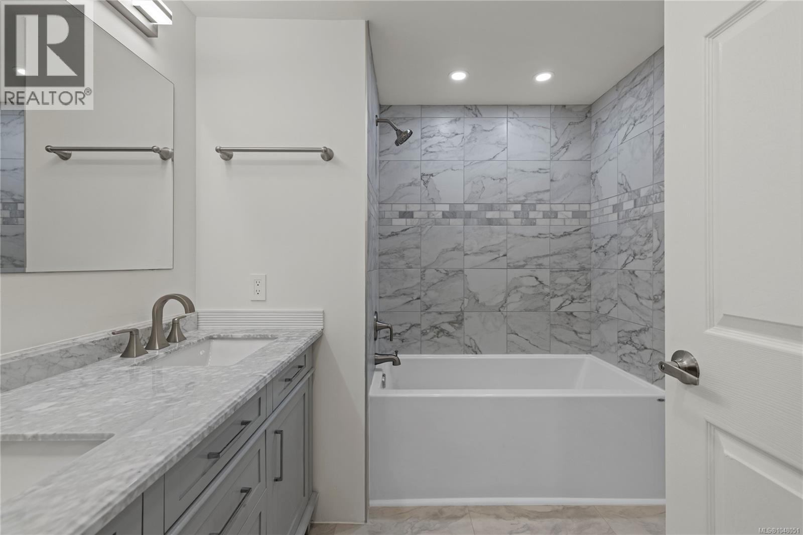 #66 1247 Arbutus Rd - Image 25