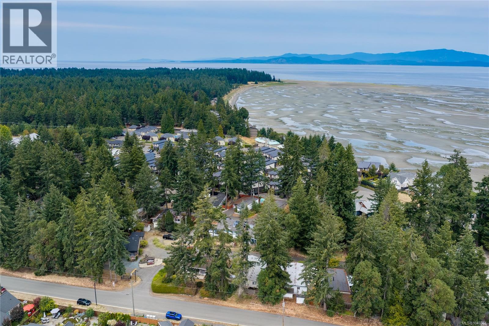 #66 1247 Arbutus Rd - 52