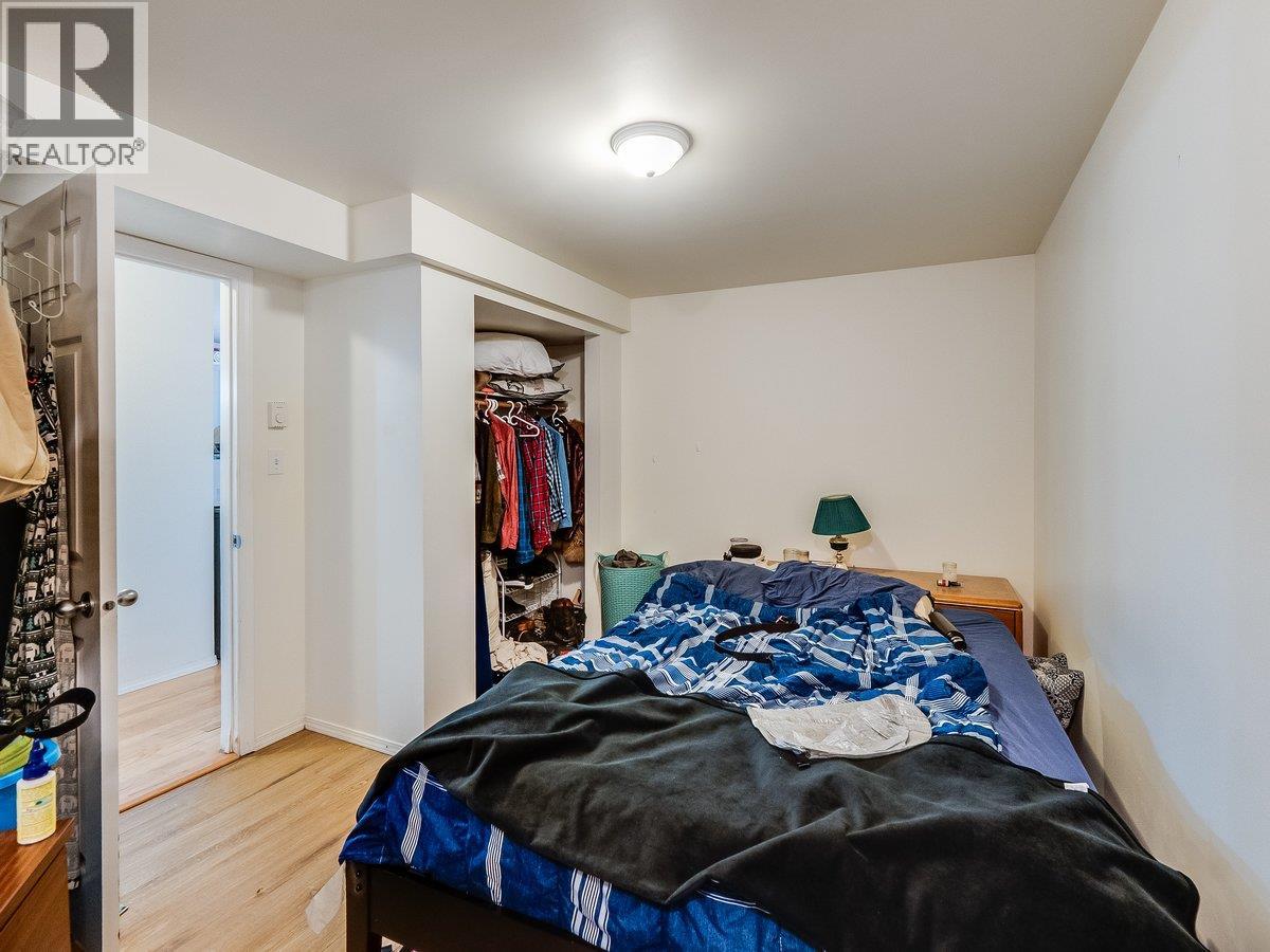 818 MILL Street - 48