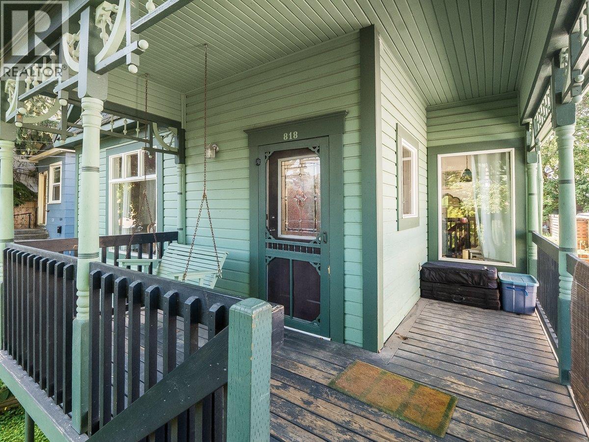 818 MILL Street - 3