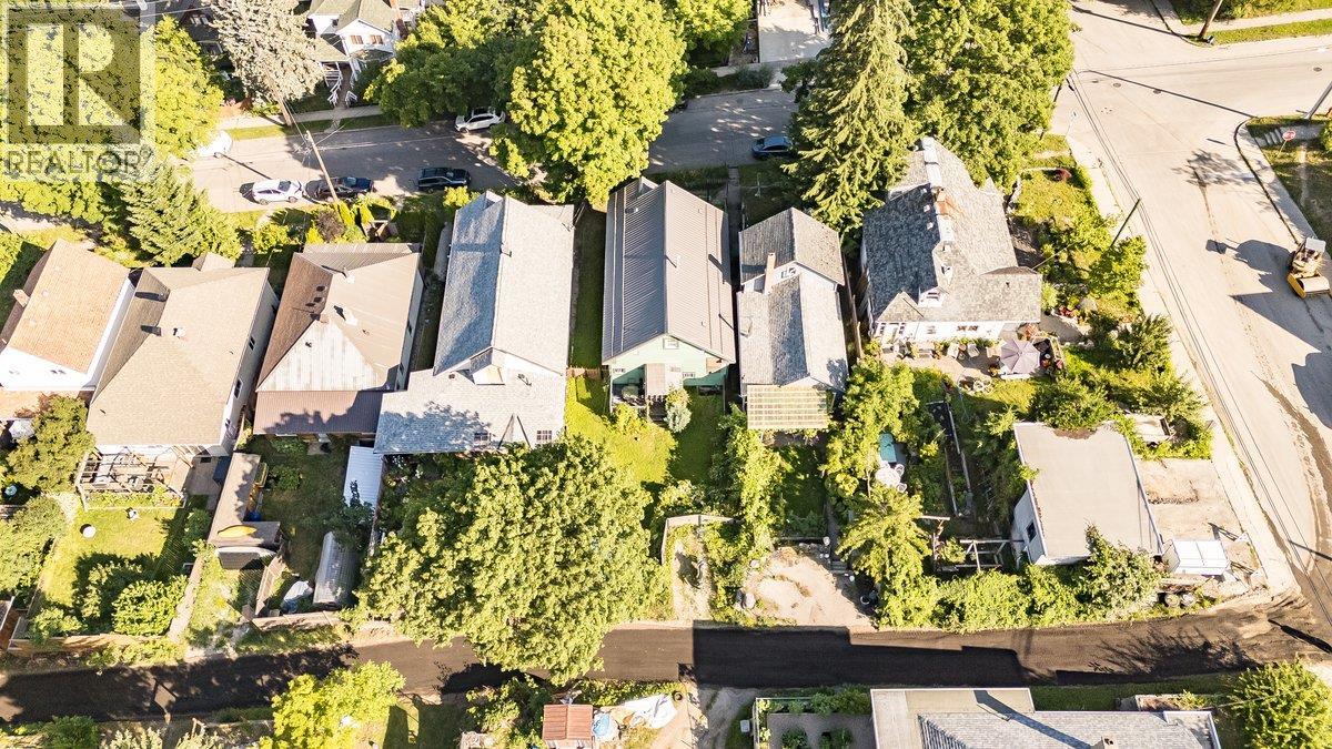 818 MILL Street - 59