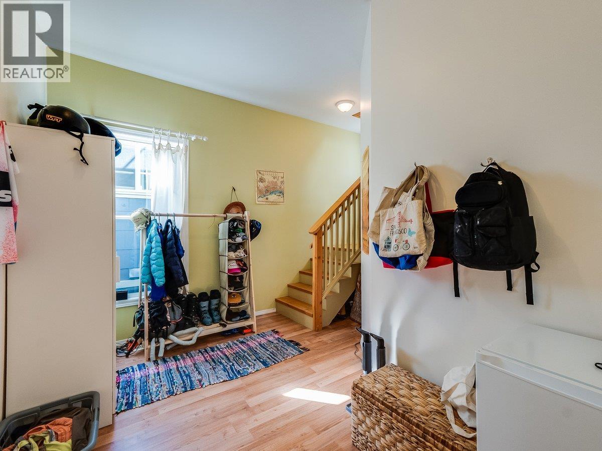 818 MILL Street - 24
