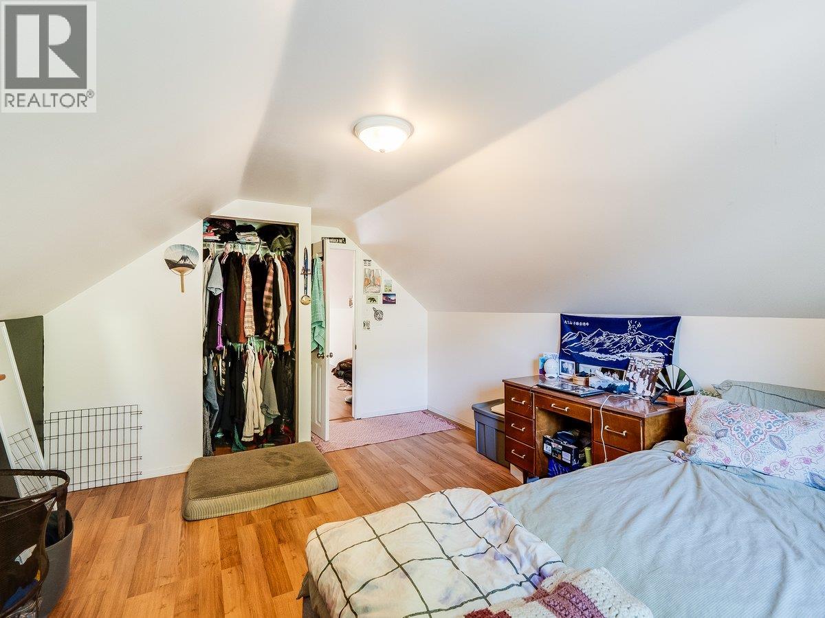 818 MILL Street - 16