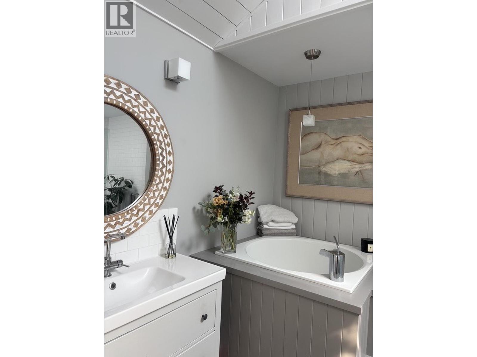 1801 ARBUTUS POINT ROAD, Bowen Island