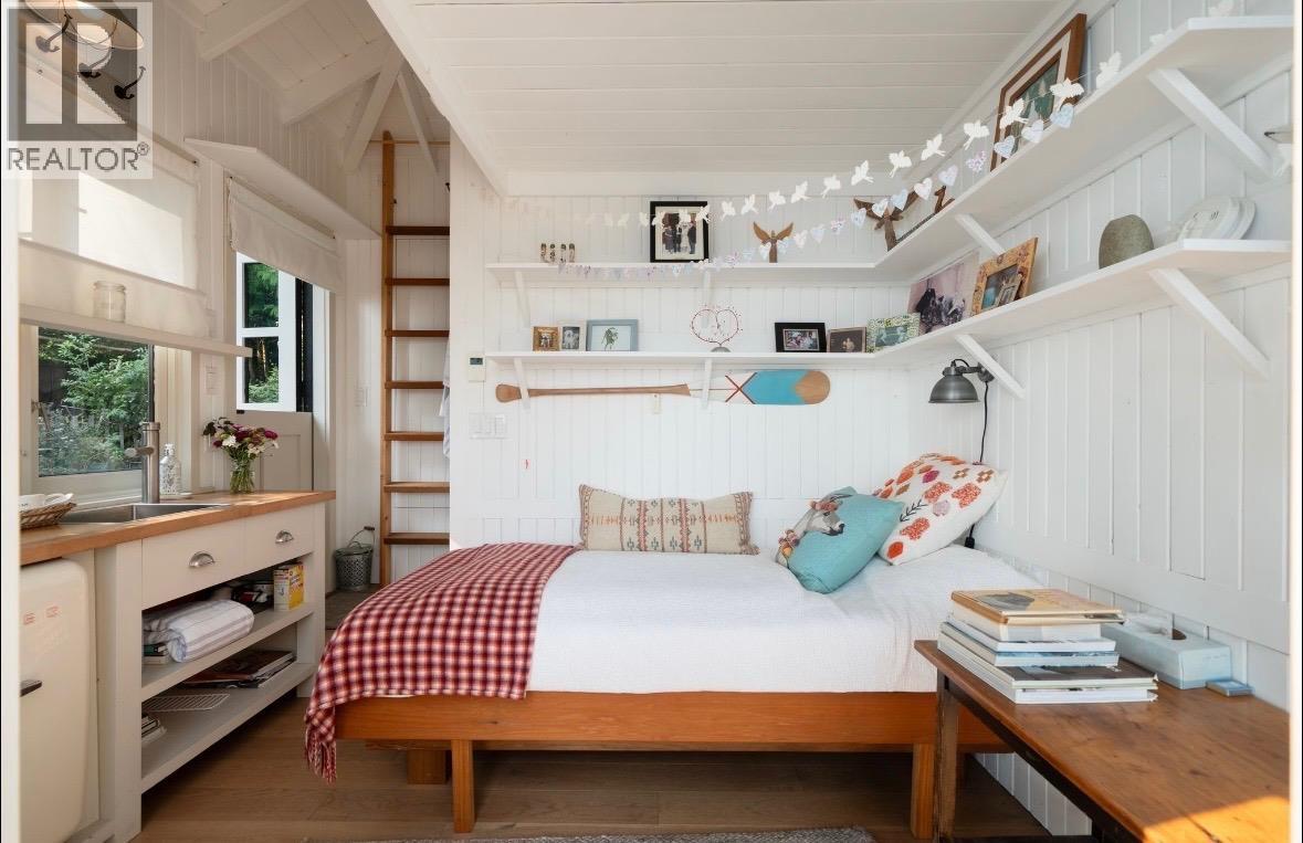 1801 ARBUTUS POINT ROAD, Bowen Island