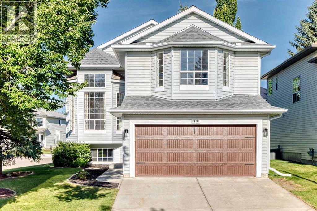 19 Valley Brook Circle NW, Calgary, Alberta, T3B5S4