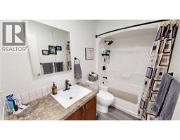 7536 Jackson Avenue, Radium Hot Springs, BC V0A1M0 Photo 14