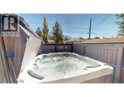 7536 Jackson Avenue, Radium Hot Springs, BC V0A1M0 Photo 16