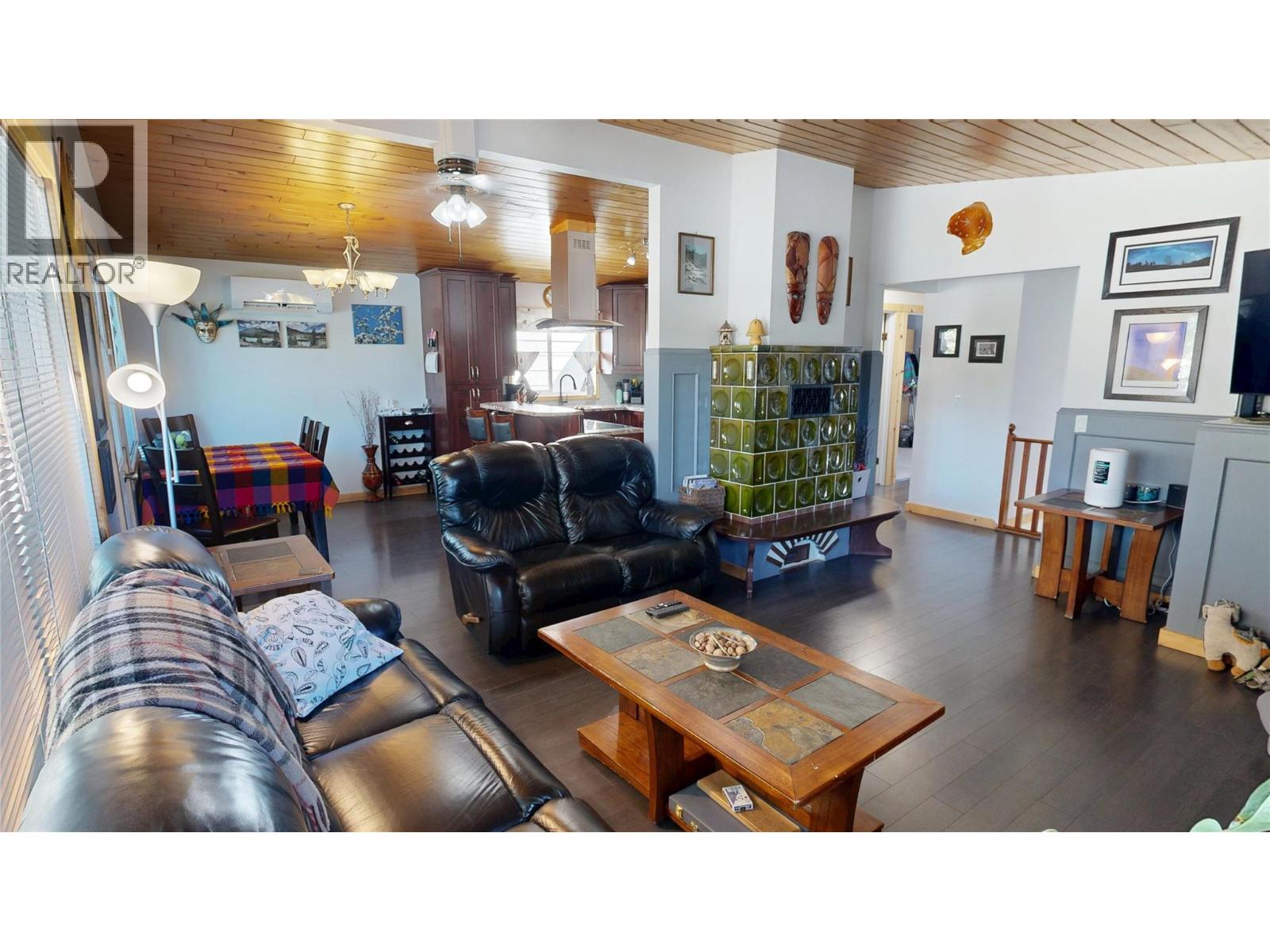 7536 JACKSON Avenue - 4