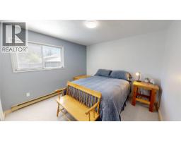 7536 Jackson Avenue, Radium Hot Springs, BC V0A1M0 Photo 19
