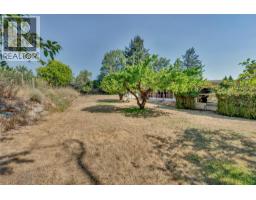 Family room - 14416 Fisher Close, Summerland, BC V0H1Z0 Photo 8