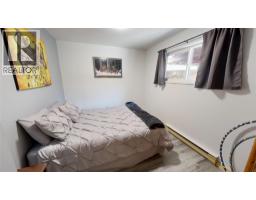 7536 Jackson Avenue, Radium Hot Springs, BC V0A1M0 Photo 27