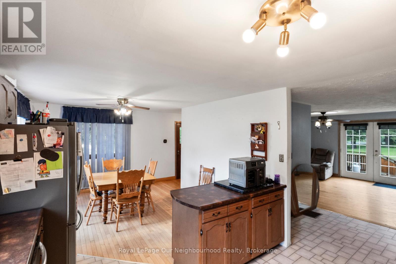 6 DOUGLAS STREET - 11