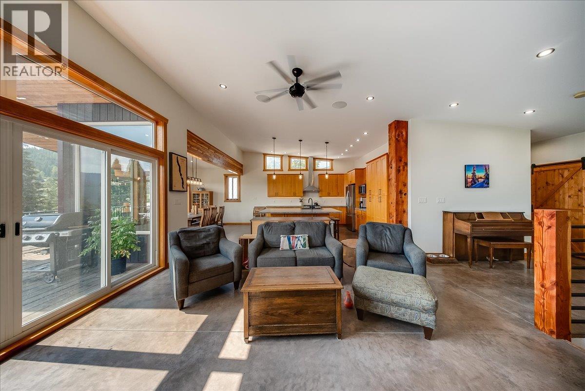 1715A Leroi Avenue - 13