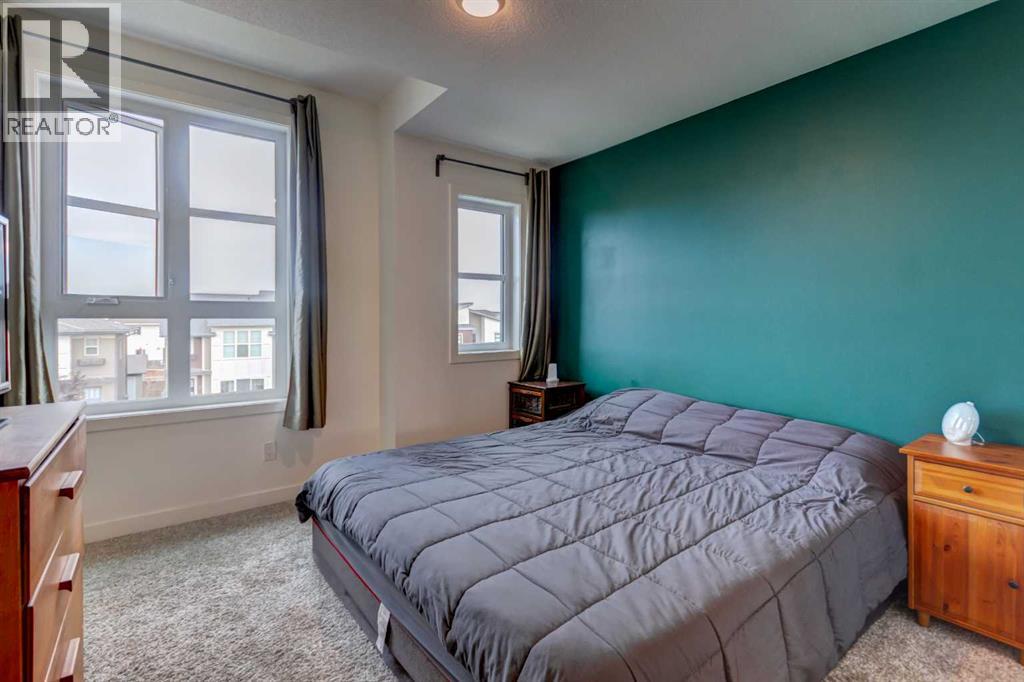372 Walden Parade SE - 15