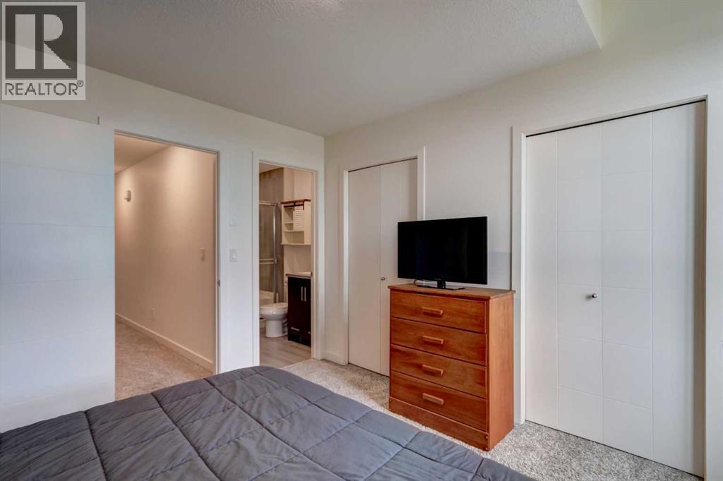 372 Walden Parade SE - 17