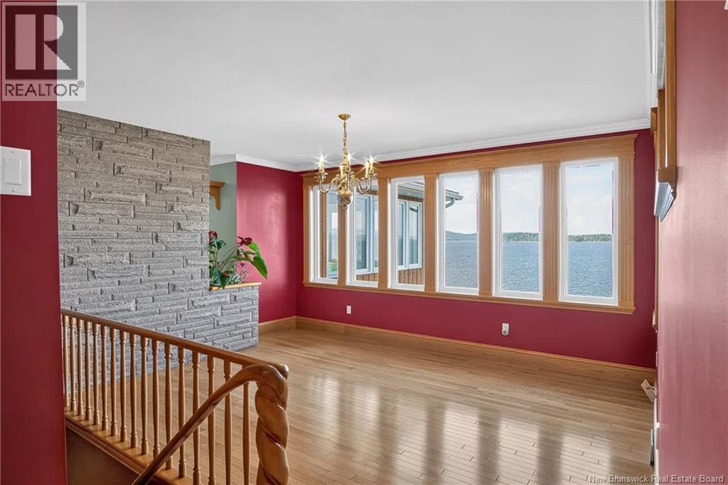 127 Bay Crescent Drive - 11