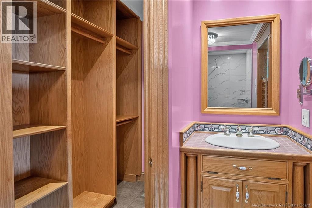 127 Bay Crescent Drive - Image 32