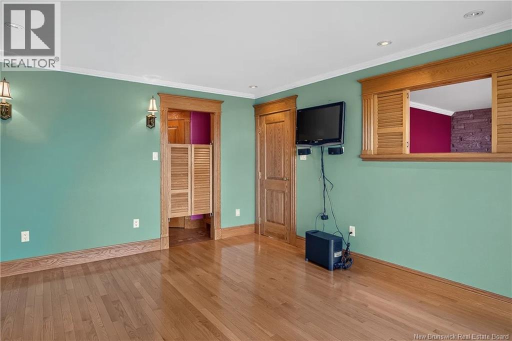 127 Bay Crescent Drive - 29