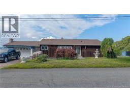 127 Bay Crescent Drive, photo 4